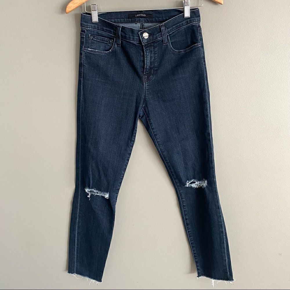 *J Brand Atlantique Mid Rise Skinny Jeans Dark Wash Raw Hem Distressed Size 26